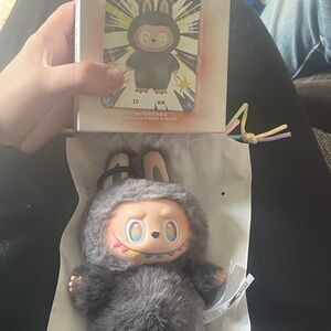 ID AUTHENTIC SECRET LABUBU